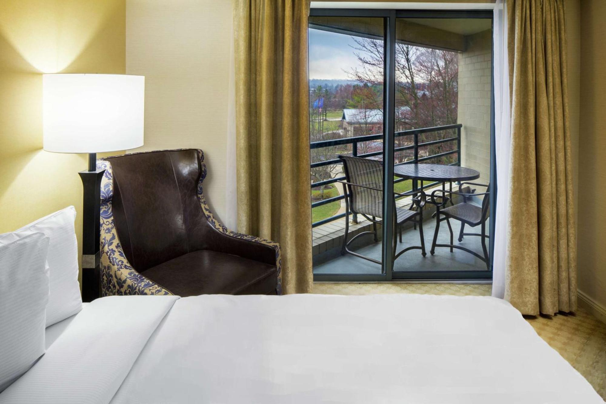 Queen Room with Two Queen Beds and Balcony